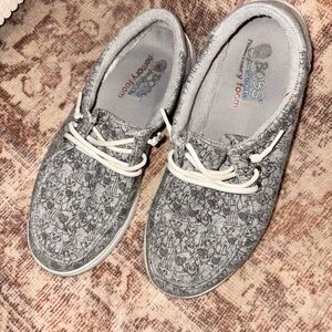 Women's Gray Cat Print Slip-On Sneakers